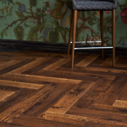 Виниловый ламинат Vinilam Parquet Herringbone IS11155 Парижский паркет