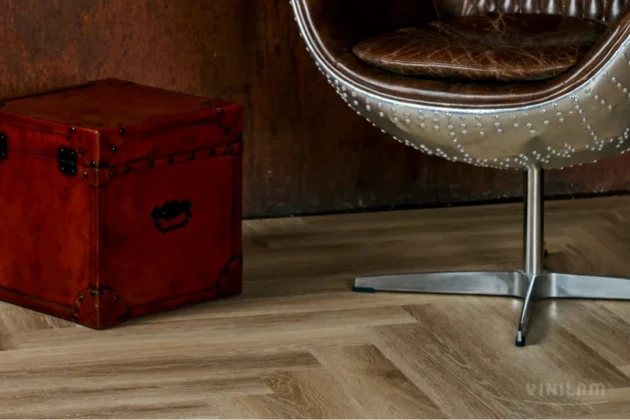 Купить Кварц-виниловая плитка Vinilam Parquet Herringbone Glue IS11166 Паркет Классический. С доставкой по России. Самовывоз со склада в Москве.