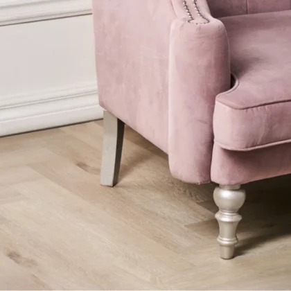 Купить Кварц-виниловая плитка Vinilam Parquet Herringbone Glue IS11188 Паркет Скандинавский. С доставкой по России. Самовывоз со склада в Москве.