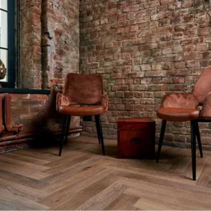 Купить Кварц-виниловая плитка Vinilam Parquet Herringbone Glue IS11199 Паркет Венецианский. С доставкой по России. Самовывоз со склада в Москве.